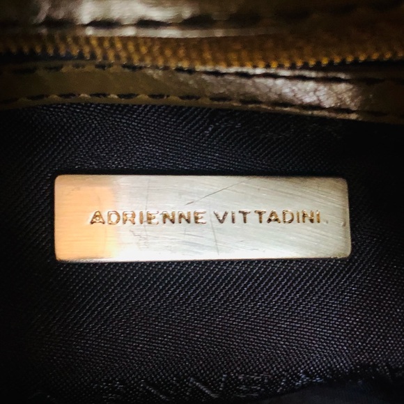 Adrienne Vittadini Python bag - Picture 12 of 14